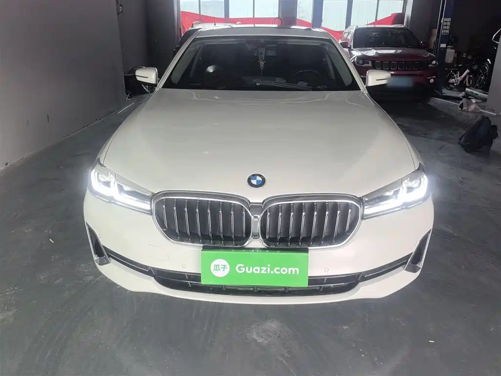BMW 5 Series 2022 facelift 2 530Li leading model luxury package купить на сайте DeffCars