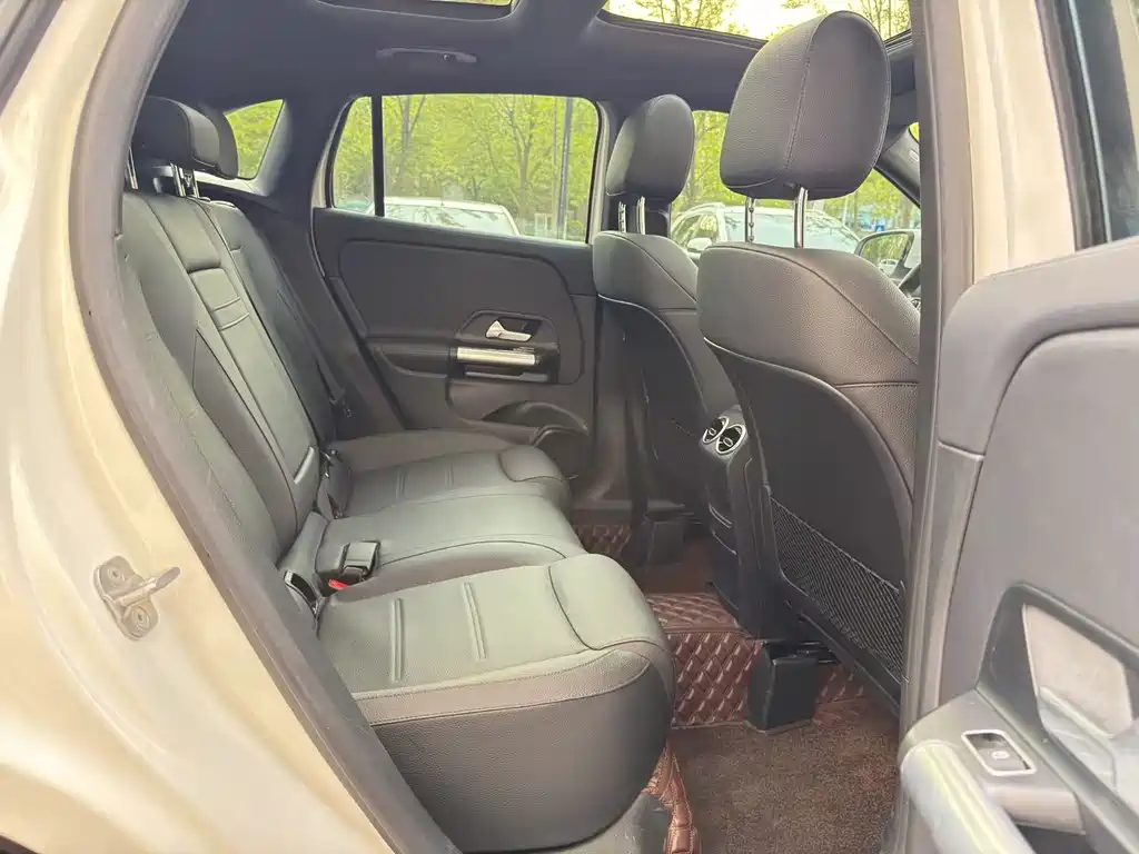 Mercedes-Benz GLA 2024 GLA 220 купить на сайте DeffCars