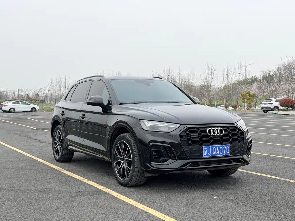 Audi Q5L 2024 45 TFSI luxury and dynamic model купить на сайте DeffCars