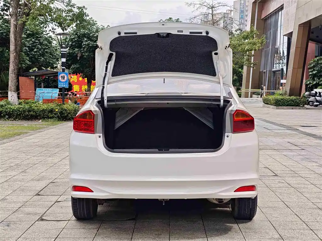 Fengfan 2019 1.5L CVT Comfort Edition купить на сайте DeffCars