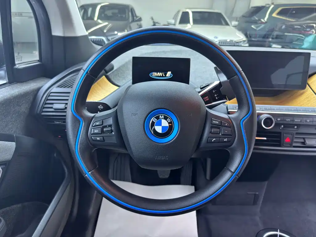 BMW i3 imported 2019 fast charging version купить на сайте DeffCars
