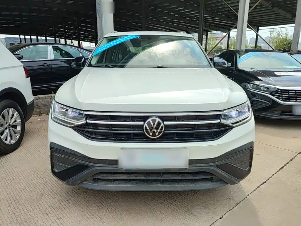 Tiguan L 2024 Outstanding Model 300TSI Automatic Two-wheel Drive Dragon Edition купить на сайте DeffCars