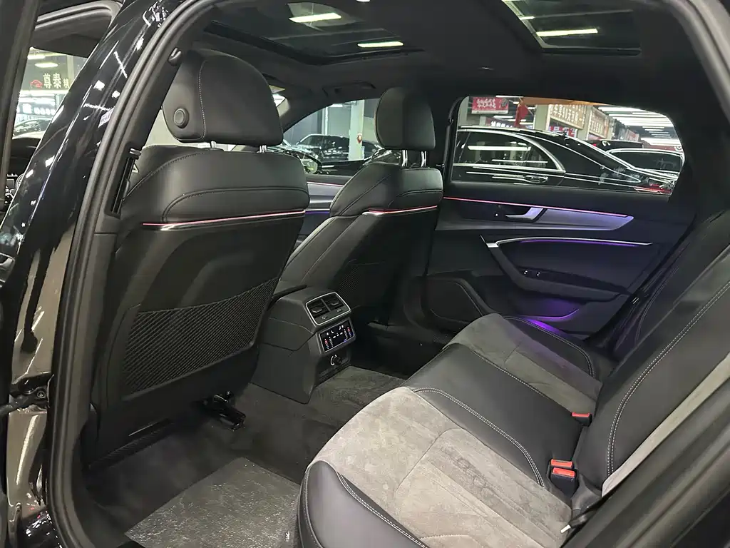 Audi A6L 2022 45 TFSI Premium Dynamic Model купить на сайте DeffCars