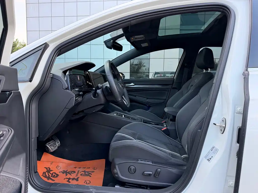 Golf 2023 280TSI DSG R-Line купить на сайте DeffCars