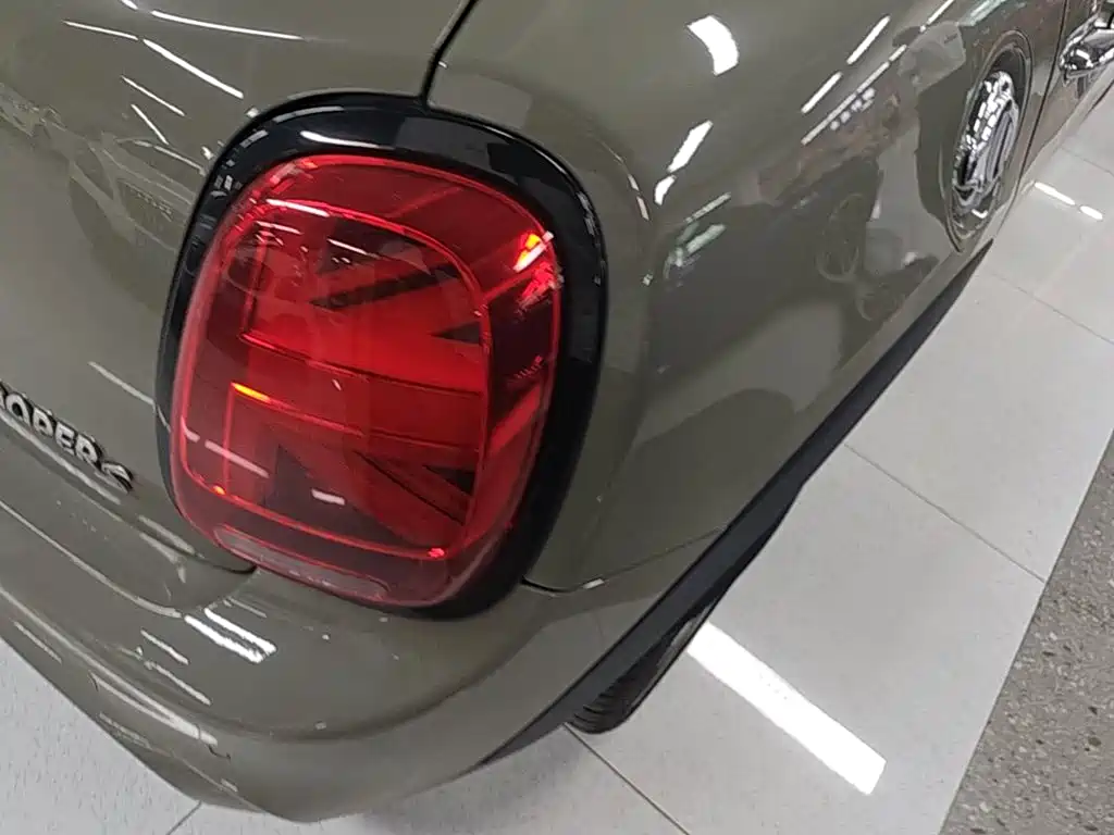 MINI 2019 2.0T COOPER S Artist Five-door Edition купить на сайте DeffCars