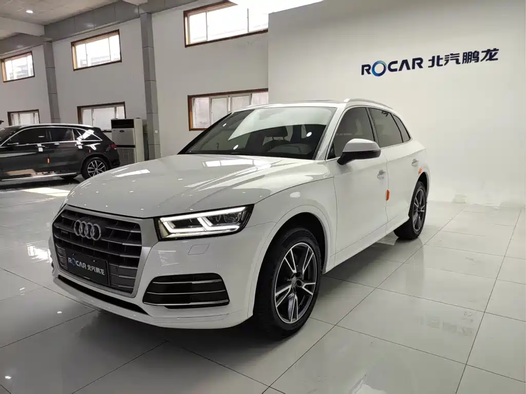 Audi Q5L 2018 40 TFSI enjoys fashionable style, National V купить на сайте DeffCars