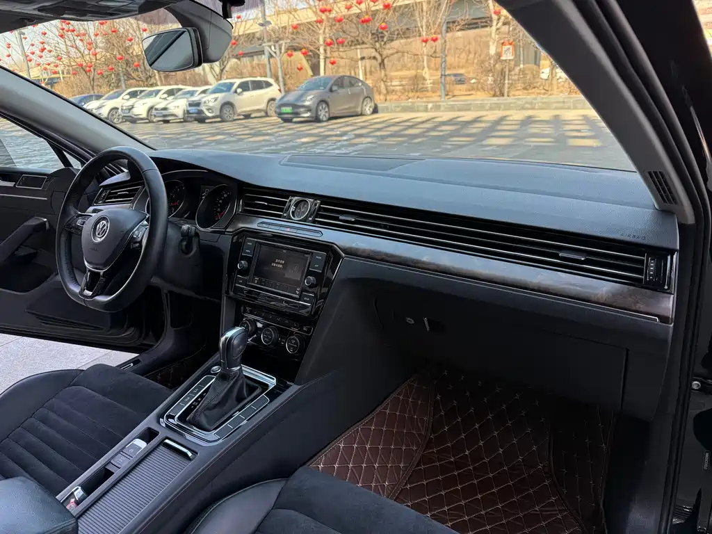 Magotan 2018 330TSI DSG luxury model купить на сайте DeffCars