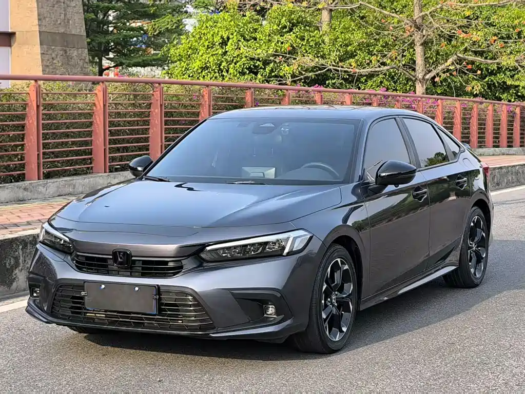 Civic 2022 240TURBO CVT combustion version купить на сайте DeffCars