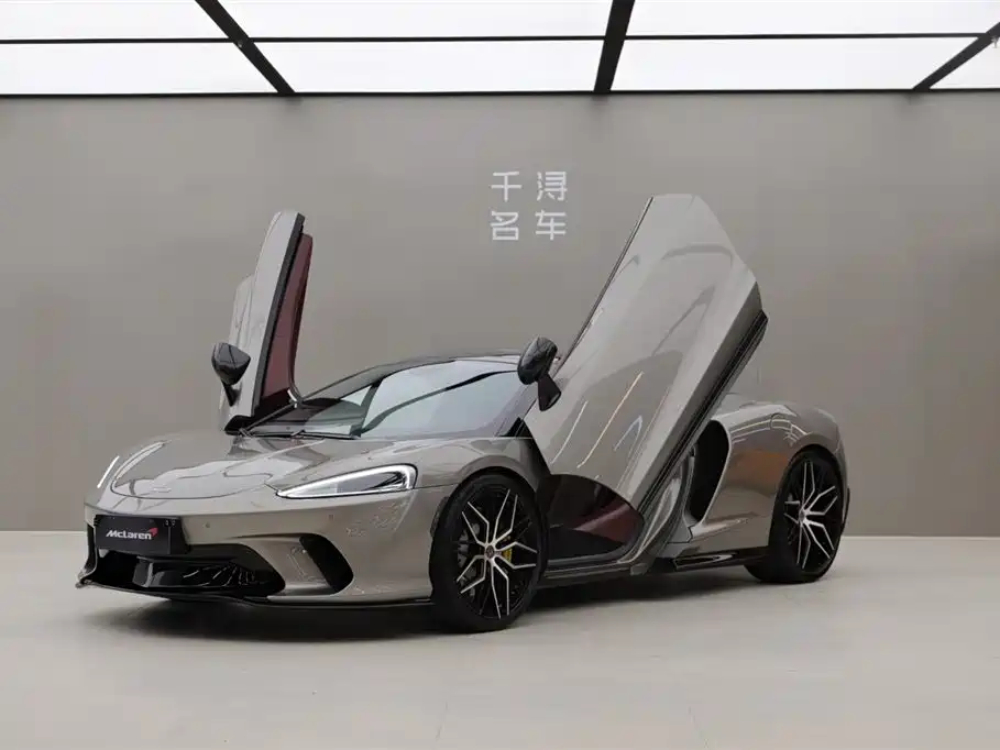 McLaren GT 2019 4.0T standard model купить на сайте DeffCars