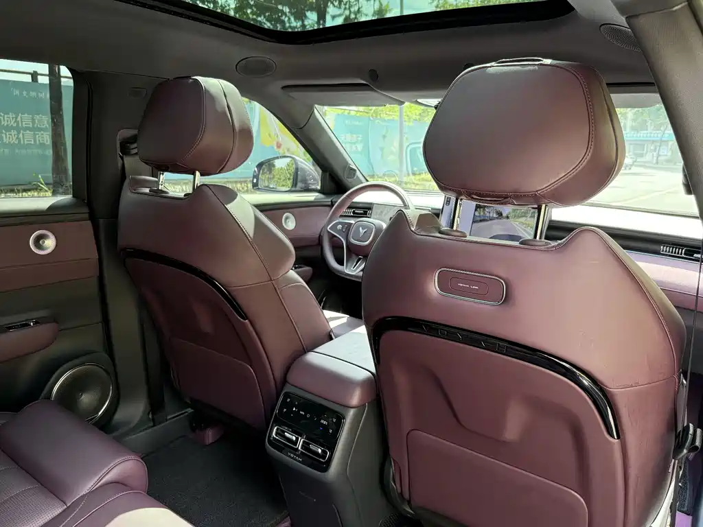 Lantu FREE 2025 FREE+ rear-wheel drive Qiankun version купить на сайте DeffCars