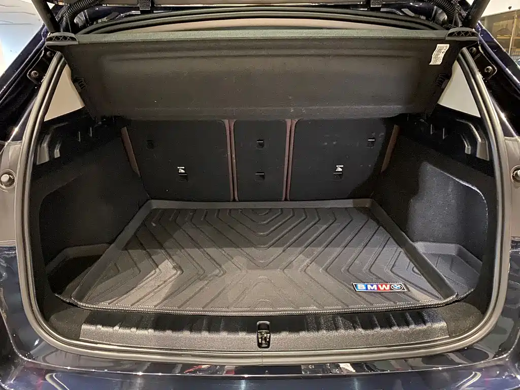 BMW X1 2023 sDrive20Li X Design Package купить на сайте DeffCars