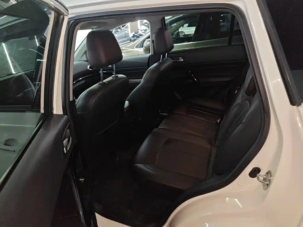 Trumpchi GS4 2019 270T automatic two-wheel drive luxury smart connected version купить на сайте DeffCars