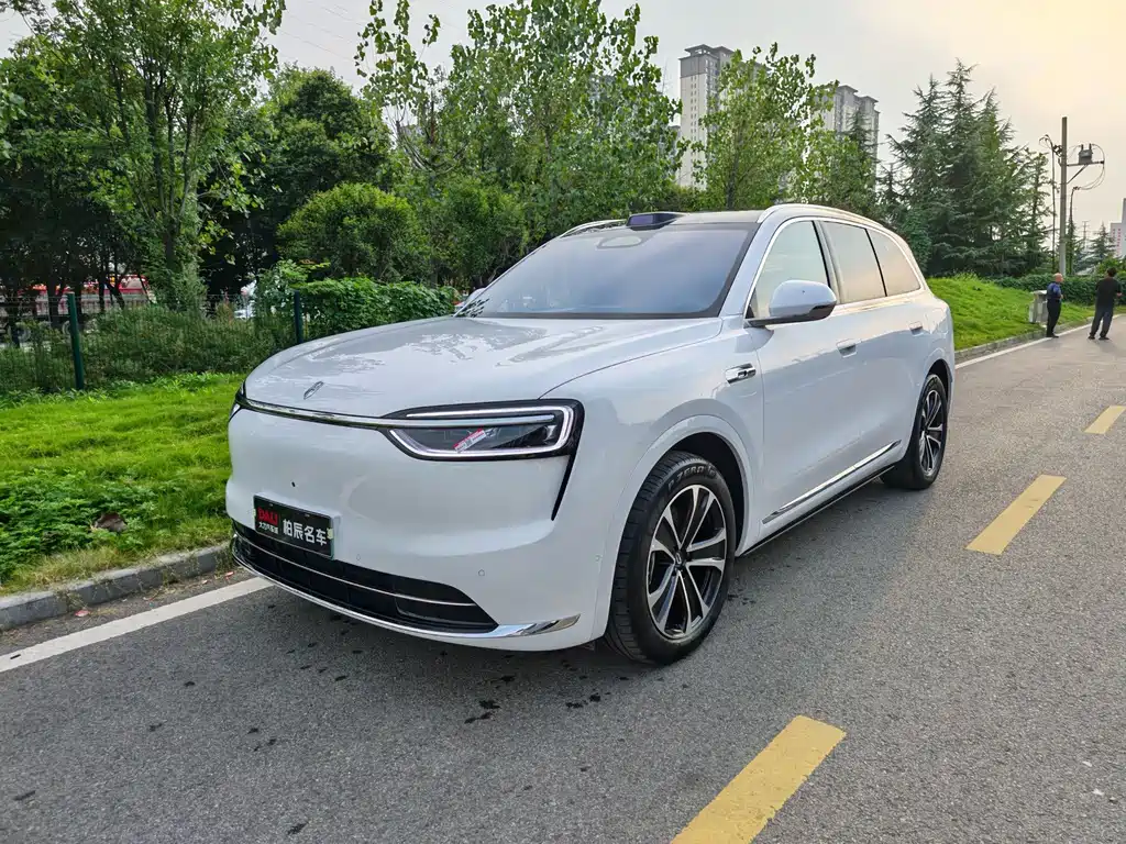 Wenjie M7 2026 extended range Ultra four-wheel drive version 6-seater 192-line lidar) купить на сайте DeffCars