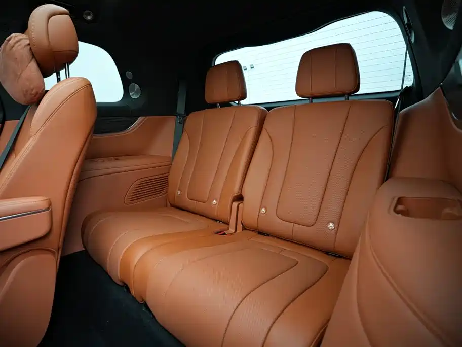 Wenjie M9 2025 extended range Ultra version 52kWh 6-seater version (192-line lidar) купить на сайте DeffCars