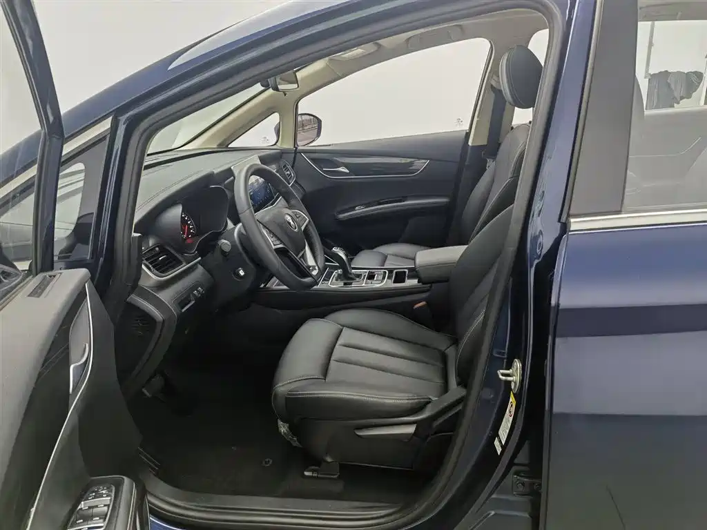 Song MAX 2019 1.5T automatic smart connected Ruiyi type 6 seats National V купить на сайте DeffCars