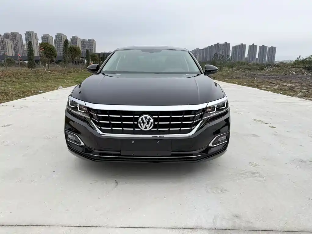 Passat 2019 330TSI Elite Edition National VI купить на сайте DeffCars