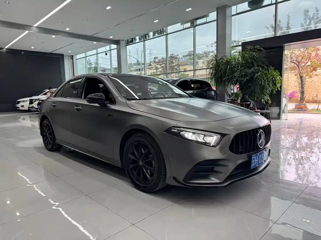 Mercedes-Benz A-Class 2020 Facelift A 200 L Sports Sedan Fashionable купить на сайте DeffCars