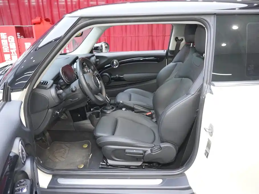 MINI 2022 facelift 1.5T COOPER Classic купить на сайте DeffCars
