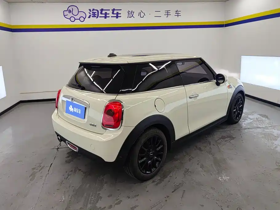 Mini 2018 1.5T one plus five-door edition купить на сайте DeffCars