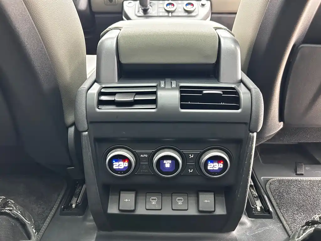 Land Rover Defender 2022 90 3.0T P400 XS купить на сайте DeffCars