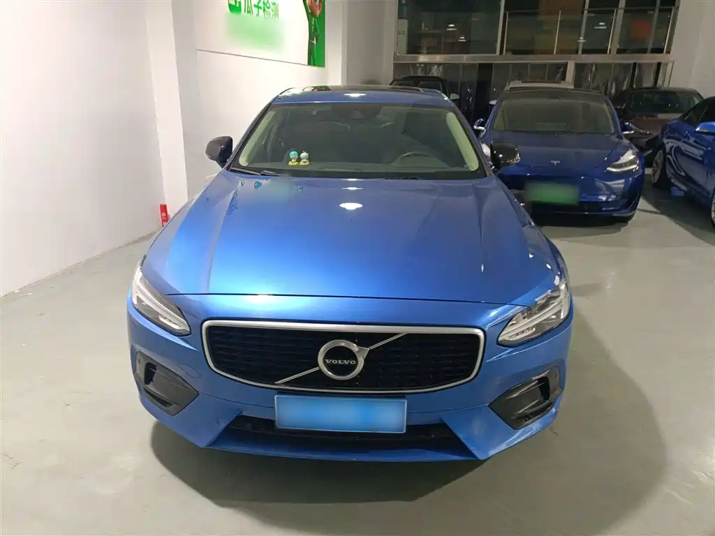 Volvo S90 2020 facelift T5 Zhiyi Sports Edition купить на сайте DeffCars
