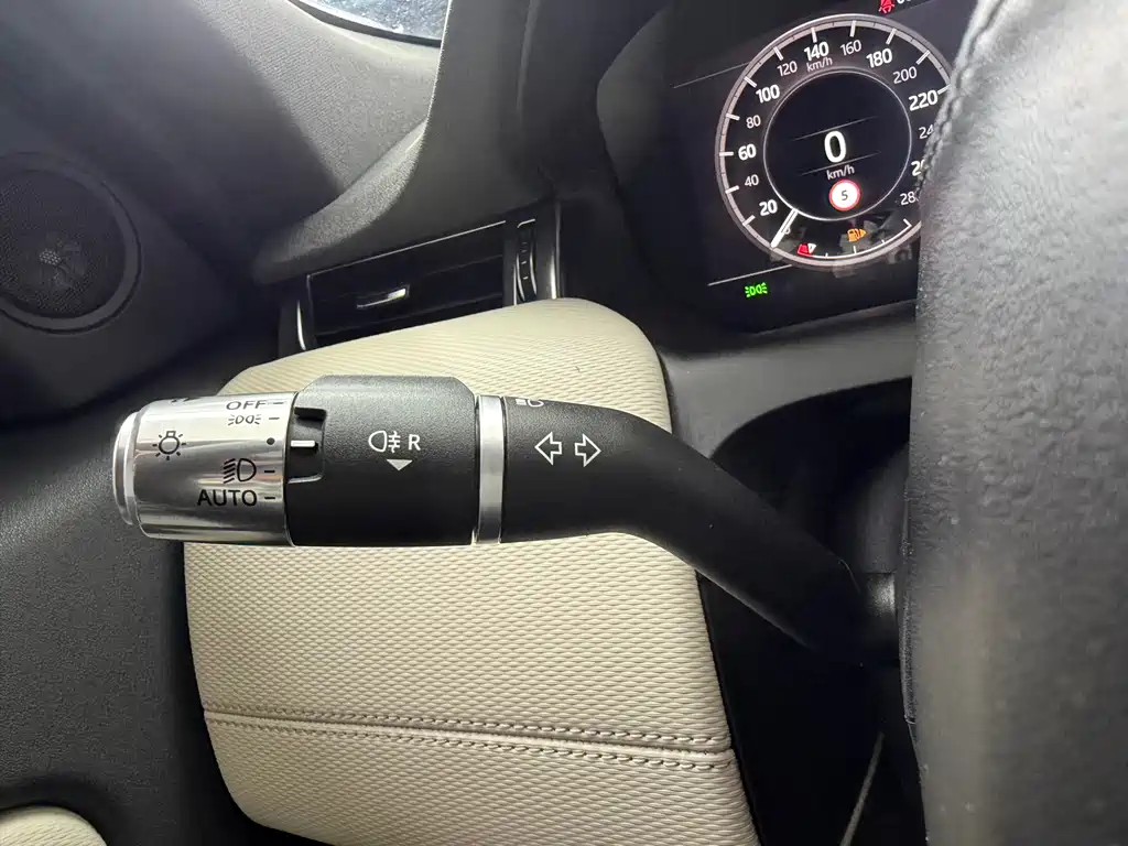 Discovery Sport 2021 249PS R-Dynamic SE Performance Technology Edition 5-seater купить на сайте DeffCars