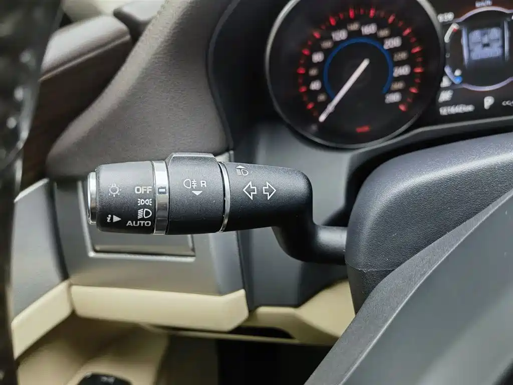 Jaguar XFL 2017 XFL 2.0T 200PS Elite Edition купить на сайте DeffCars