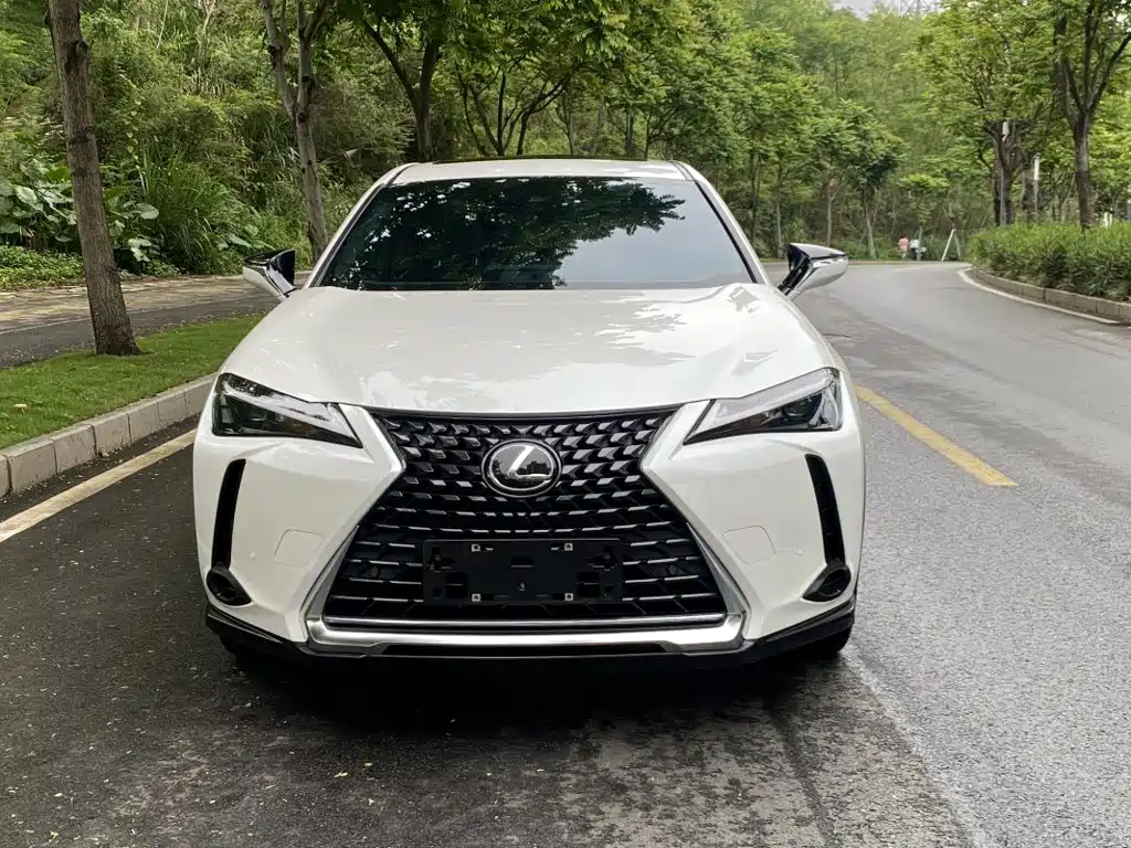 Lexus UX 2022 260h Discovery Edition купить на сайте DeffCars