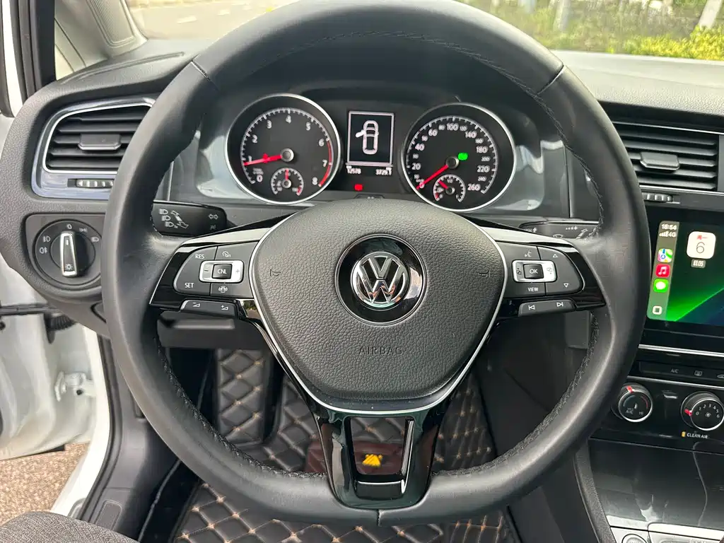 Golf 2020 Beloved Edition 280TSI DSG Comfort Type купить на сайте DeffCars