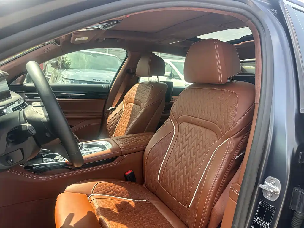 BMW 7 Series 2019 740Li xDrive Executive M Sports Package купить на сайте DeffCars