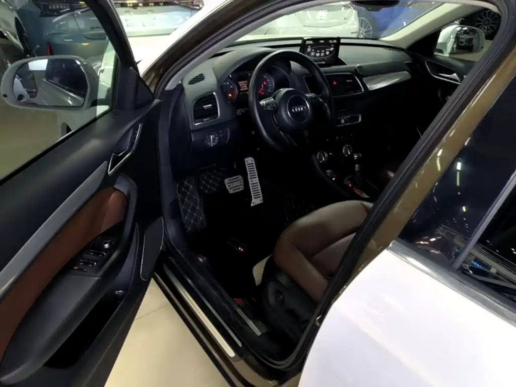 Audi Q3 2015 35 TFSI quattro technology купить на сайте DeffCars