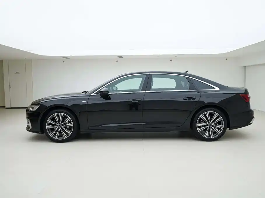 Audi A6L 2025 45 TFSI quattro premium dynamic model купить на сайте DeffCars
