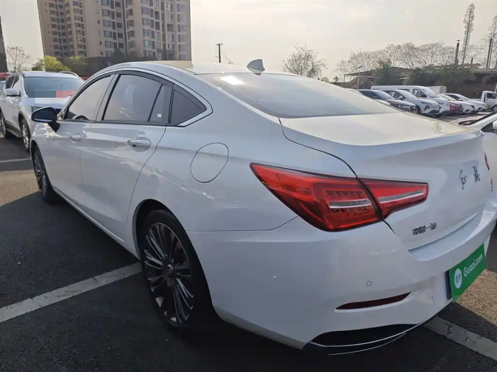 Hongqi H5 2020 1.8T Automatic Intelligent Connected Flag Edition купить на сайте DeffCars