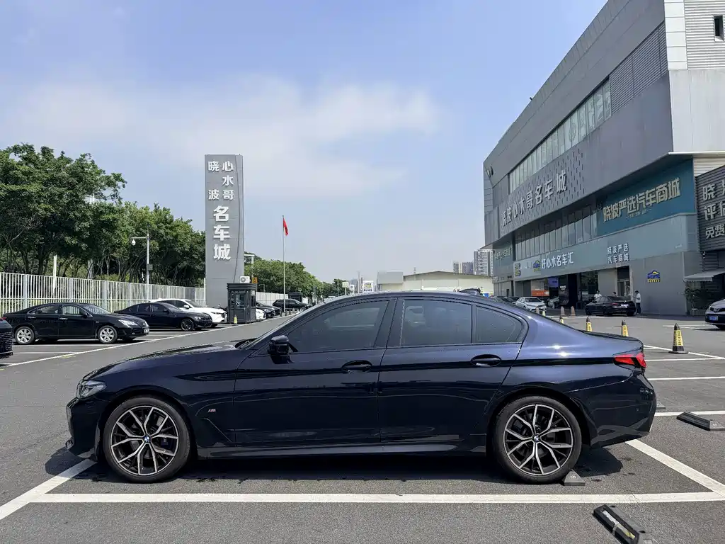 BMW 5 Series Imported 2022 Facelift 530i M Sports Package купить на сайте DeffCars