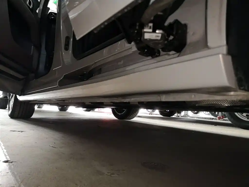 Starlight 730 New Energy 2025 plug-in hybrid 125km luxury model купить на сайте DeffCars