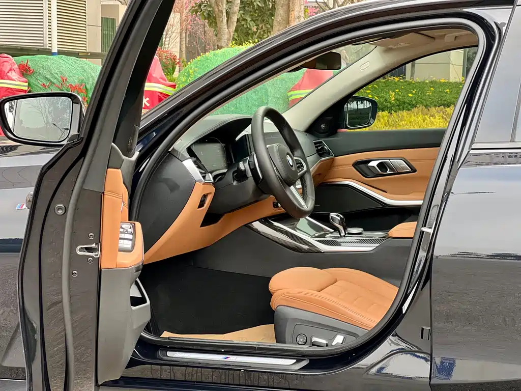 BMW 3 Series 2020 facelift 325i M Sports Night Package купить на сайте DeffCars