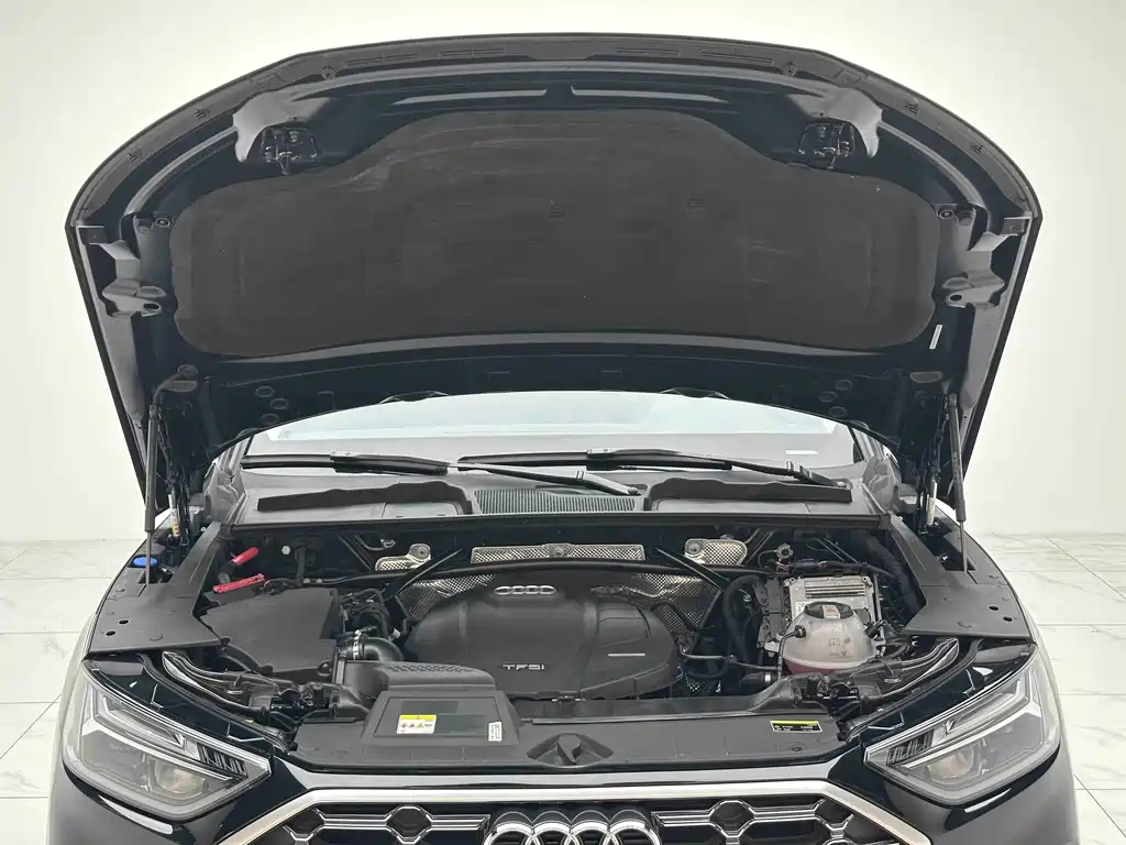 Audi Q5L 2021 40 TFSI Fashionable and Dynamic купить на сайте DeffCars