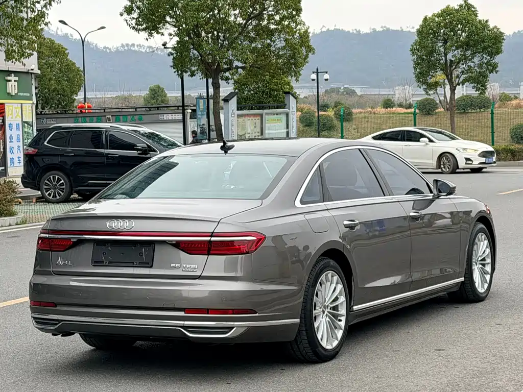 Audi A8 2018 A8L 55 TFSI quattro launch version elite model купить на сайте DeffCars