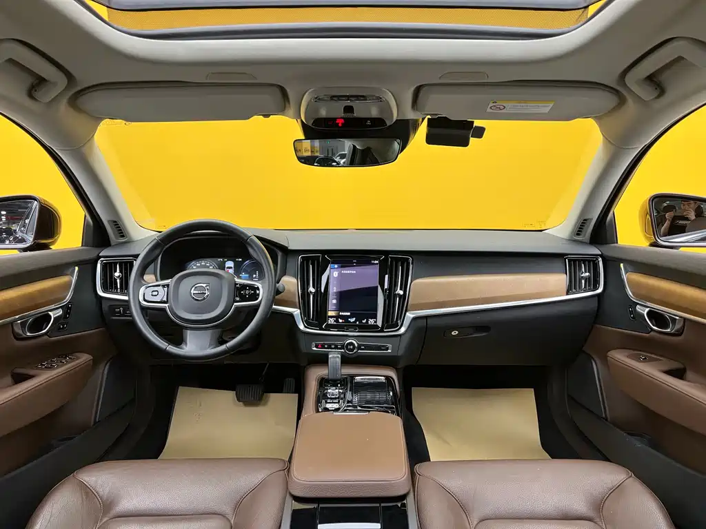 Volvo S90 Plug-in Hybrid 2020 T8 E-Drive Hybrid Zhiyi Luxury Edition купить на сайте DeffCars