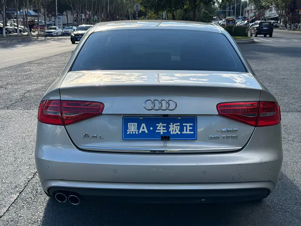 Audi A4L 2015 35 TFSI automatic comfort type купить на сайте DeffCars