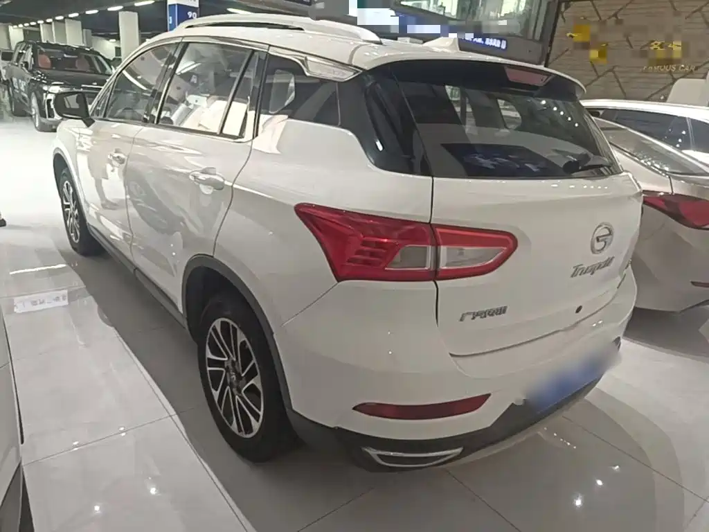 Trumpchi GS4 2017 200T G-DCT 2WD Elite Edition купить на сайте DeffCars