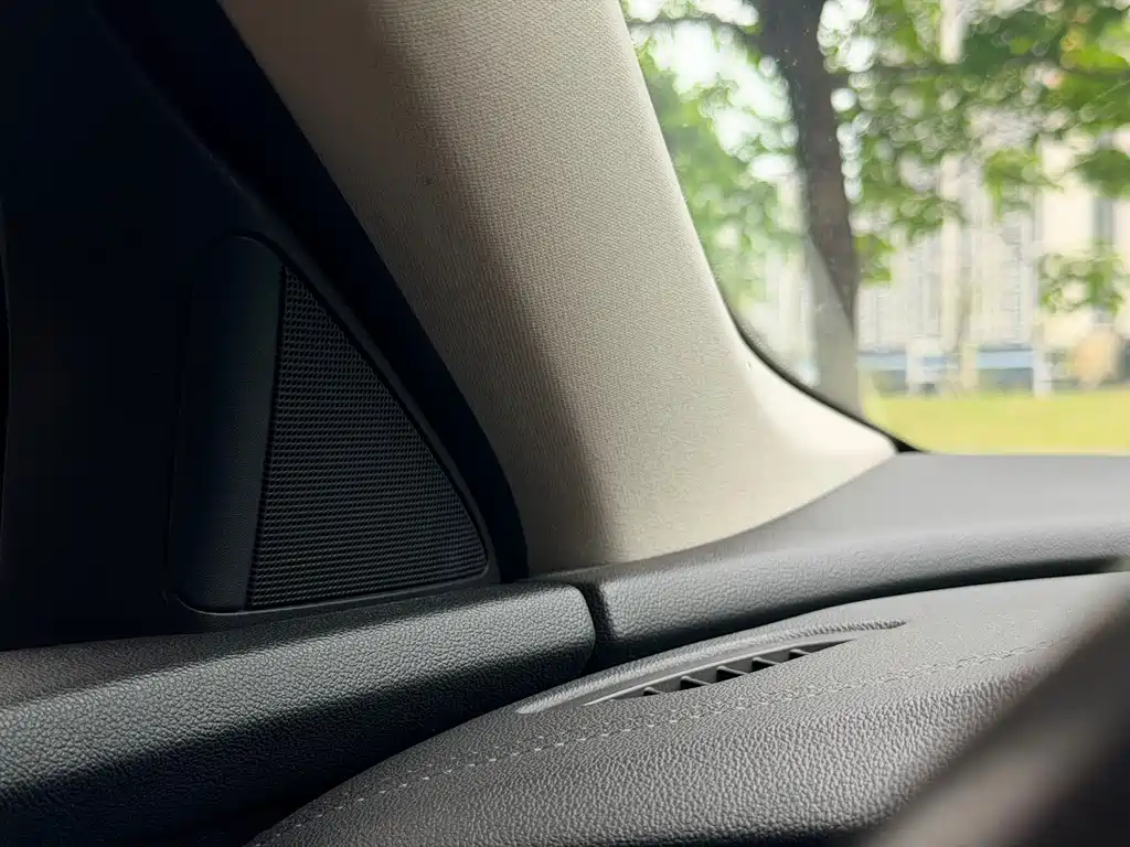 Regal 2019 20T Elite National VI купить на сайте DeffCars