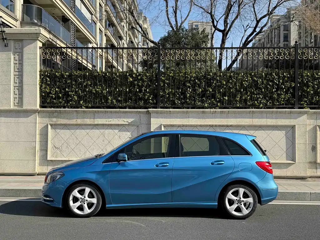 Mercedes-Benz B-Class 2012 B 200 купить на сайте DeffCars