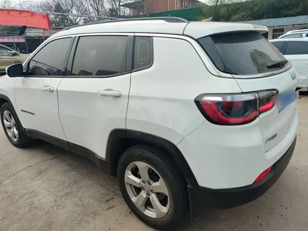 Compass 2019 220T Automatic Joy Edition купить на сайте DeffCars