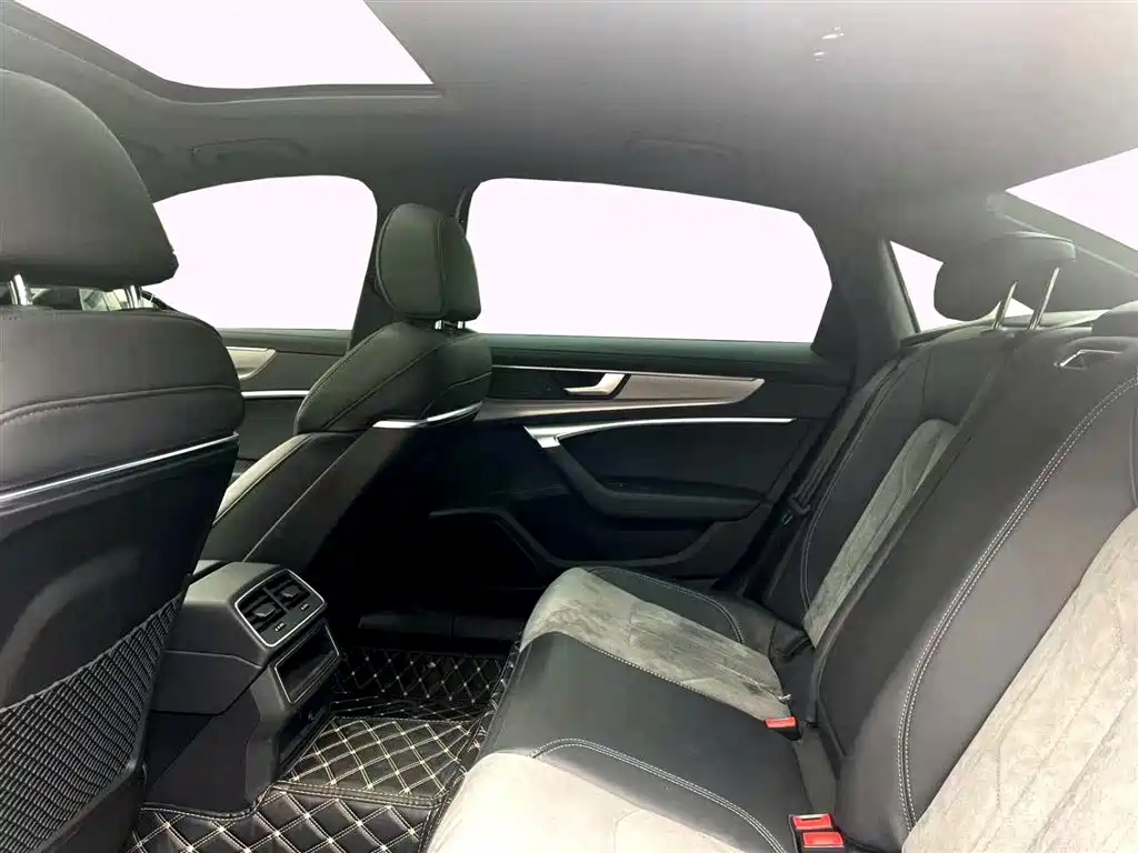 Audi A6L 2022 40 TFSI luxury and dynamic model купить на сайте DeffCars