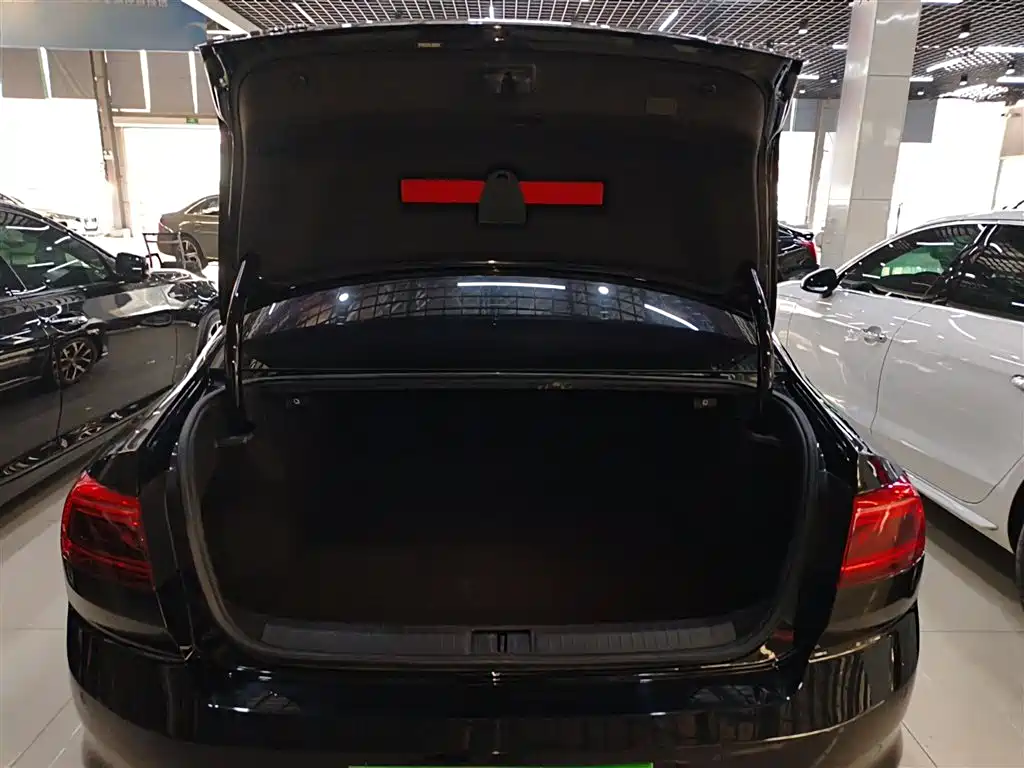 Magotan 2020 330TSI DSG leading model купить на сайте DeffCars