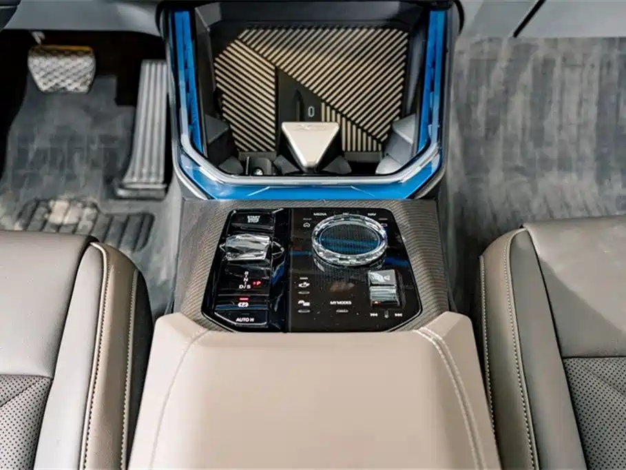 BMW X3 2025 xDrive30L Exclusive M Sports Package купить на сайте DeffCars