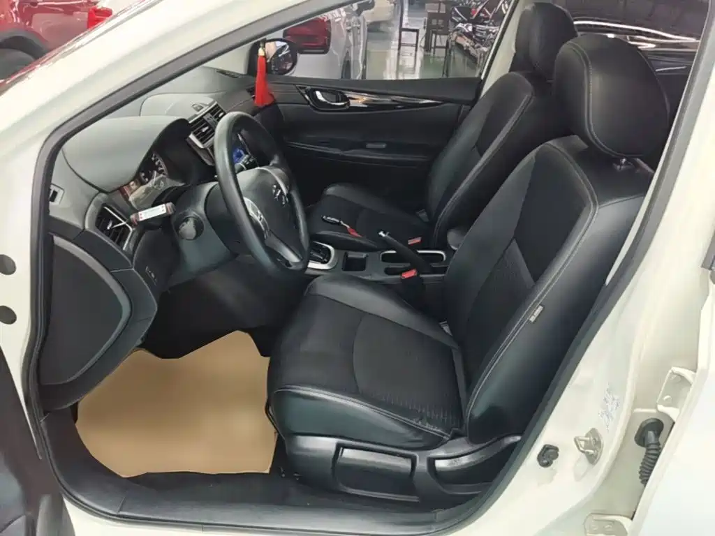 Tiida 2019 1.6L CVT Smart Travel Edition National VI купить на сайте DeffCars