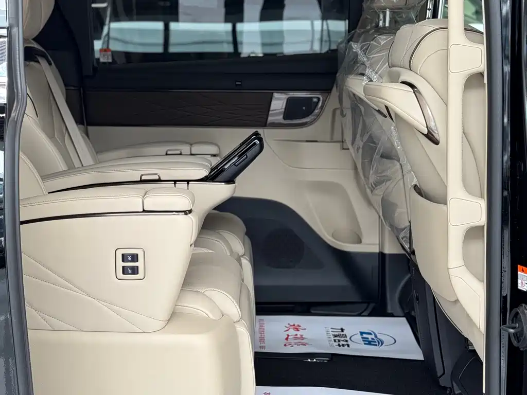 Wilfa 2024 Crown Dual Engine 2.5L Supreme Executive Edition купить на сайте DeffCars