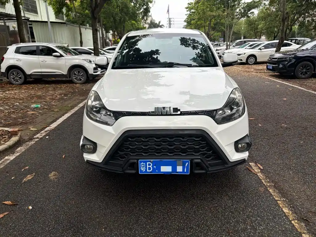 Yuhu 5 2019 2.0T diesel manual two-wheel drive enterprising National VI long axis купить на сайте DeffCars
